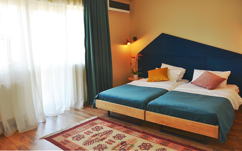 Alphabet Boutique Hotel تبليسي المظهر الخارجي الصورة
