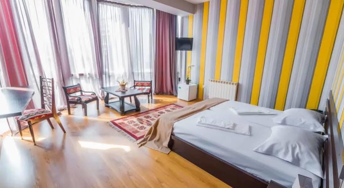 Alphabet Boutique Hotel تبليسي المظهر الخارجي الصورة
