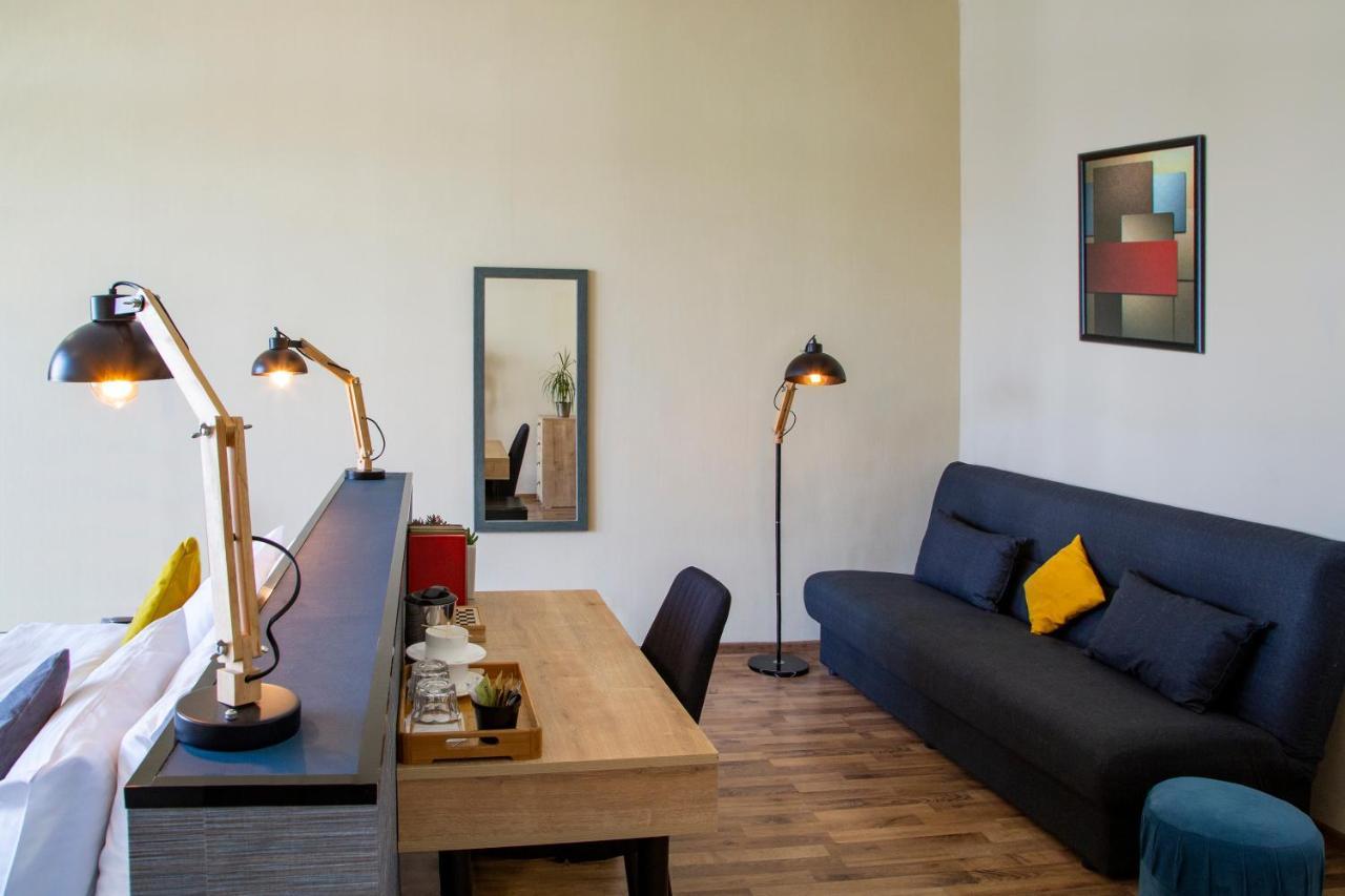 Alphabet Boutique Hotel تبليسي المظهر الخارجي الصورة