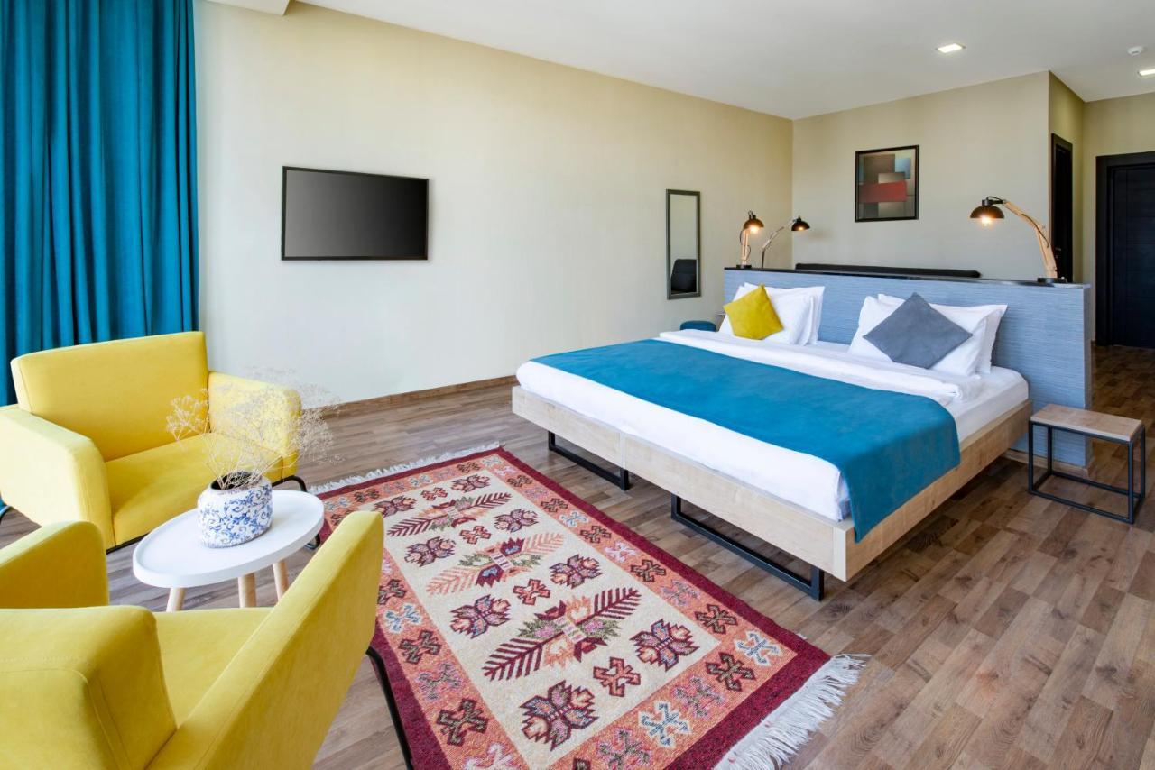 Alphabet Boutique Hotel تبليسي المظهر الخارجي الصورة